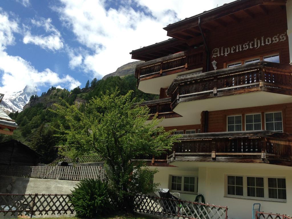 Haus Alpenschloss Zermatt Quarto foto